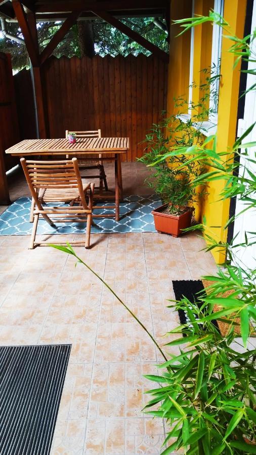 فيتْشيش Bee Home المظهر الخارجي الصورة
